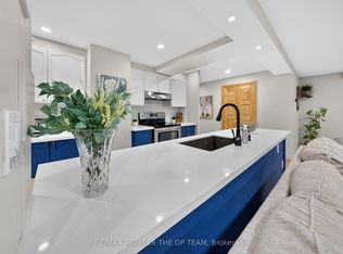 100 Arbors Ln #404, Vaughan, ON L4L7G4