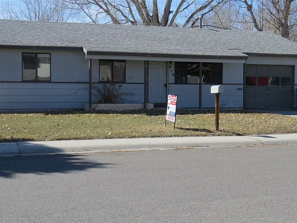 1st image of 416 Peak Dr