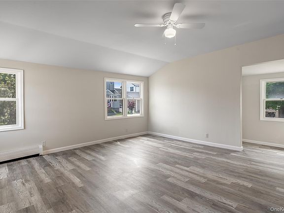 5th image of 161 Baisley Avenue