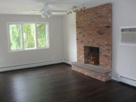 3rd image of 5 Montclair Dr