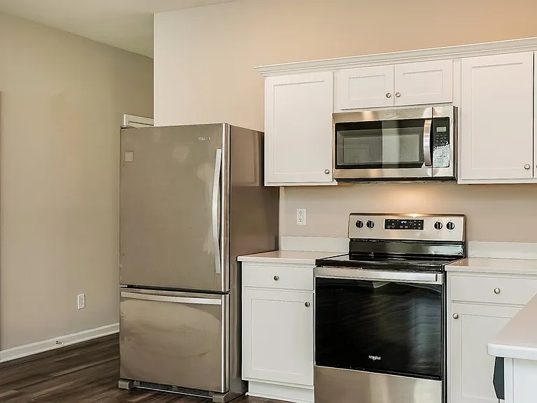 544 Landing View Dr — Photo 9