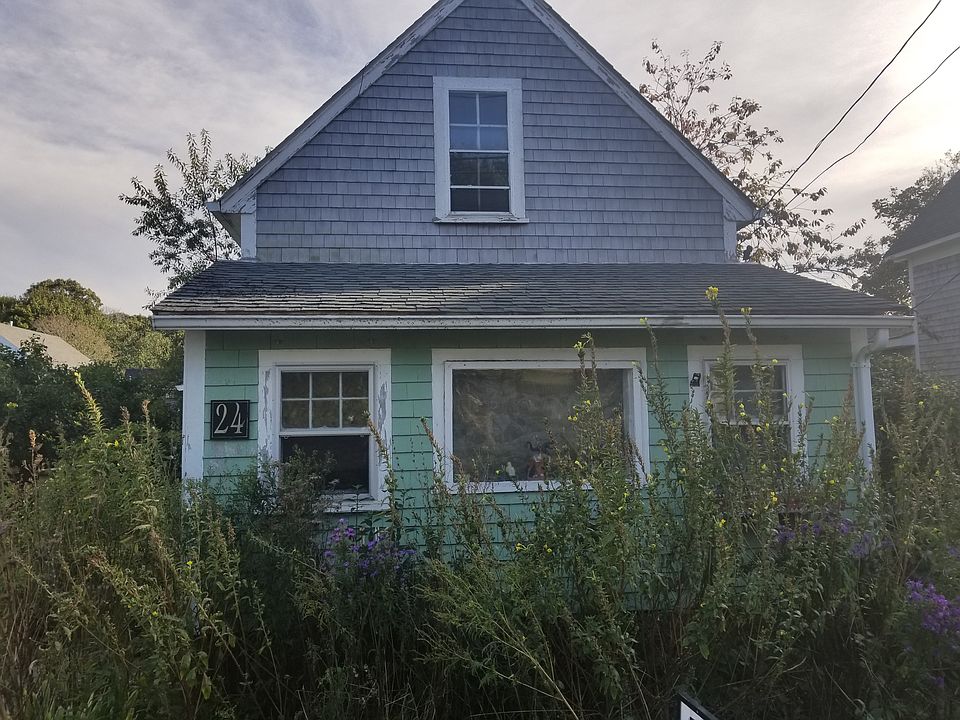 2nd image of 24 Wing Rd