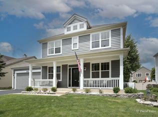 3030 Chalkstone Ave, Elgin, IL 60124