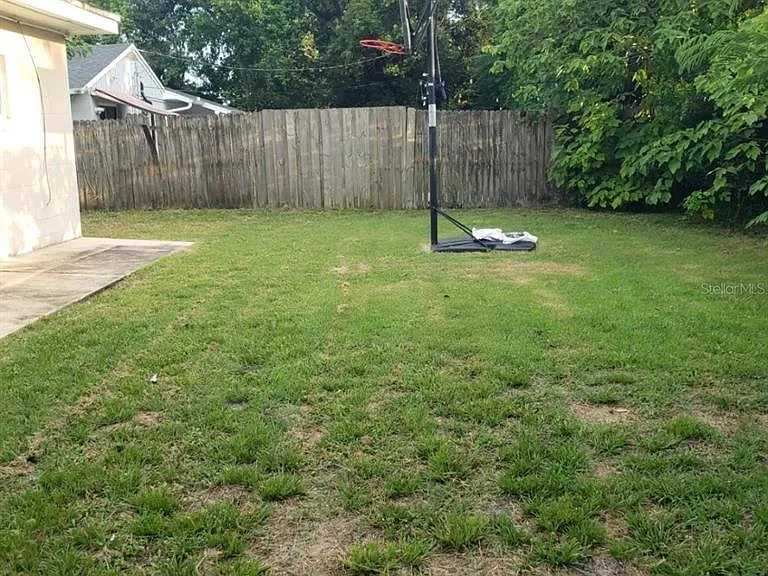 887 Eastbrook Blvd — Photo 21