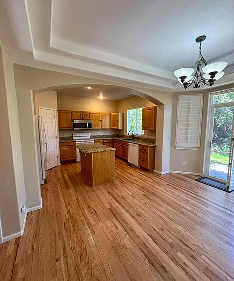 9959 Sylvestor Rd — Photo 8