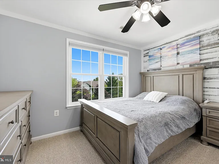 704 Seaton Ct SE — Photo 28