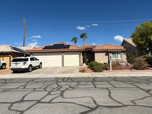 584 Decidedly St, Henderson, NV 89015