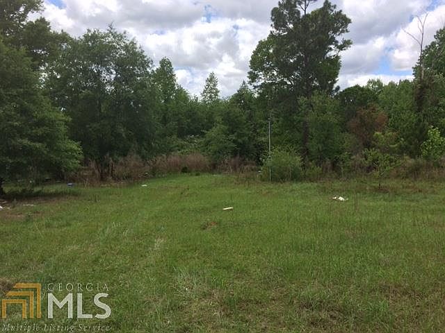 2nd image of 200 Silk Ln