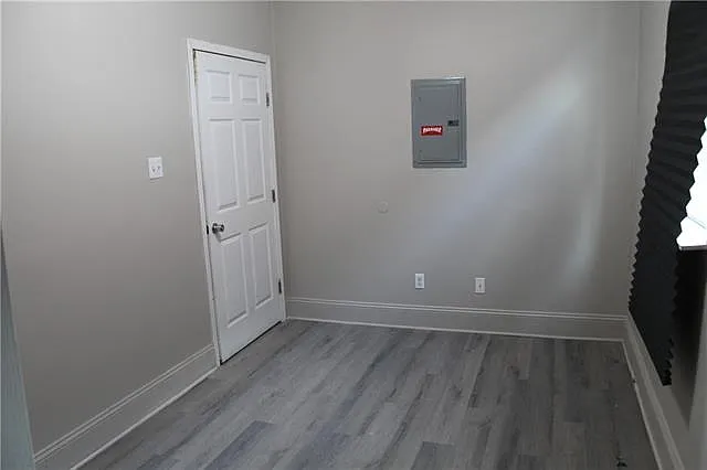 2423 Saint Roch Ave — Photo 9