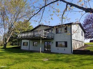 10A162 Falcon Ct, Apple River, IL 61001