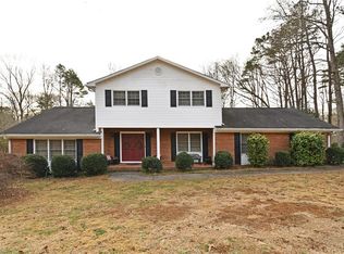 2310 Crestview Way, Winston Salem, NC 27103