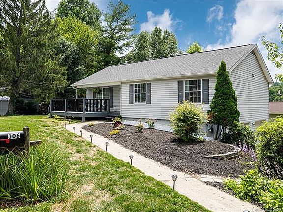 2nd image of 106 Joanne Ln #16