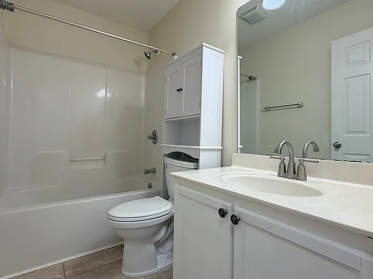 4832 Lighthouse Ct — Photo 20