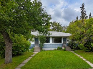 2731 SE 17th St NW #2731 & 2733, Calgary, AB T2M3S5