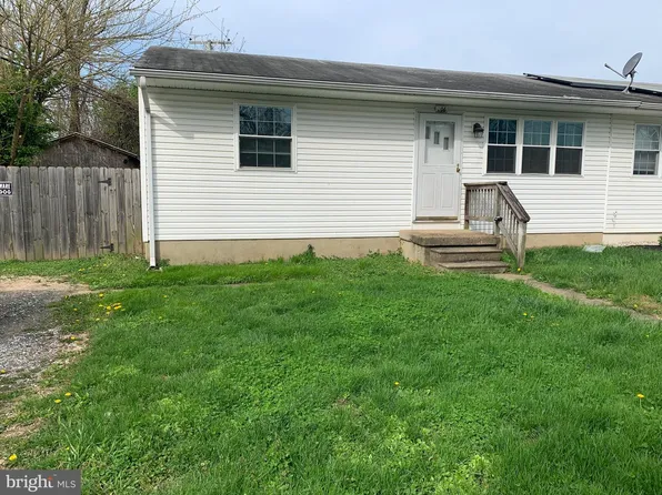 206 Cedar Dr, Glen Burnie, MD 21060