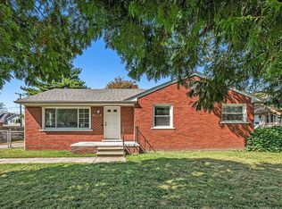 29565 S River Rd, Harrison Township, MI 48045