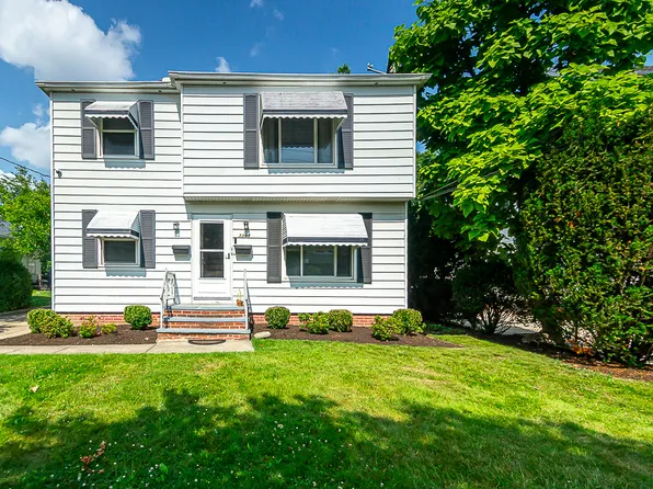 1248 Webb Rd #2, Lakewood, OH 44107
