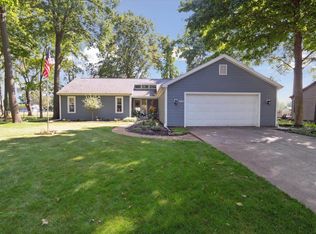 23166 Pembrook Ln, Elkhart, IN 46517