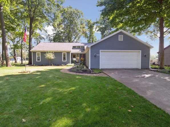 23166 Pembrook Ln, Elkhart, IN 46517