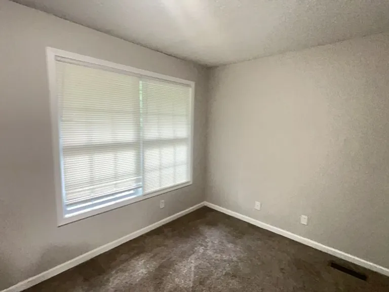 438 White Ingram Pkwy — Photo 5