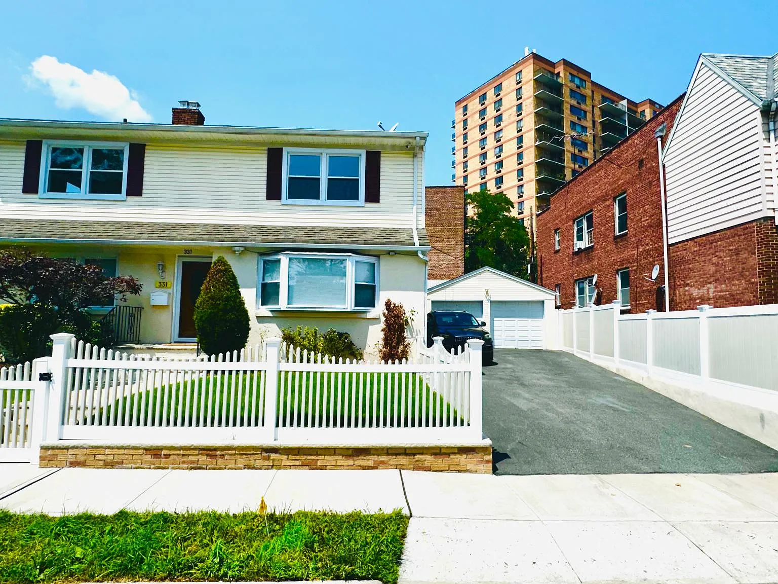 331 N Oraton Pkwy — Photo 1