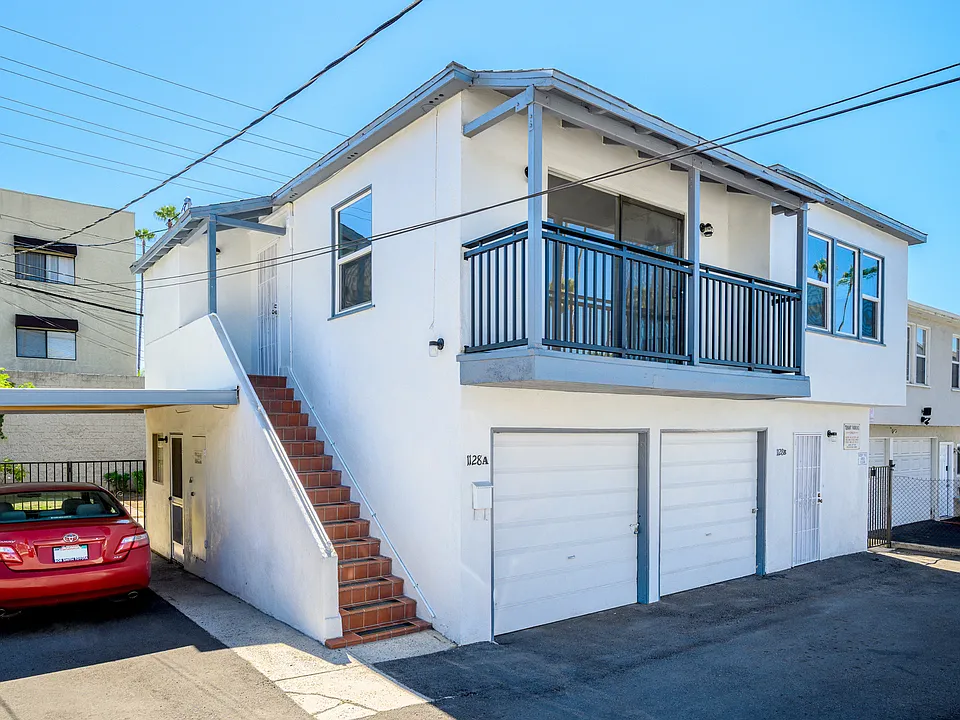 1126 Western Ave #1128A