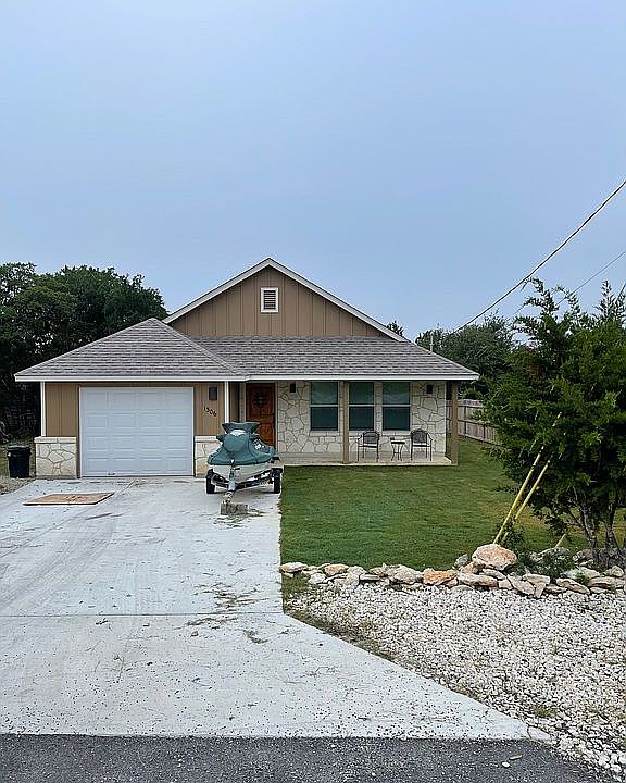 1st image of 1306 Live Oak Dr