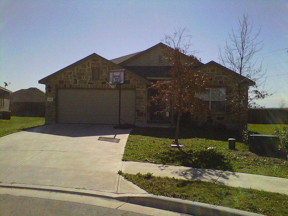 2nd image of 1118 Cockrill Ct