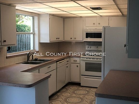2nd image of 1389 Overcash Dr