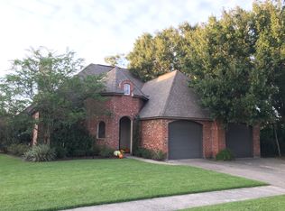 303 Lockhart Dr, Lafayette, LA 70508
