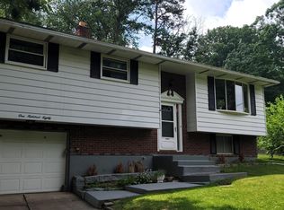 180 Broadhead Ave, Sugar Notch, PA 18706