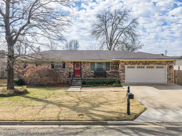 3700 Dallas St, Fort Smith, AR 72903