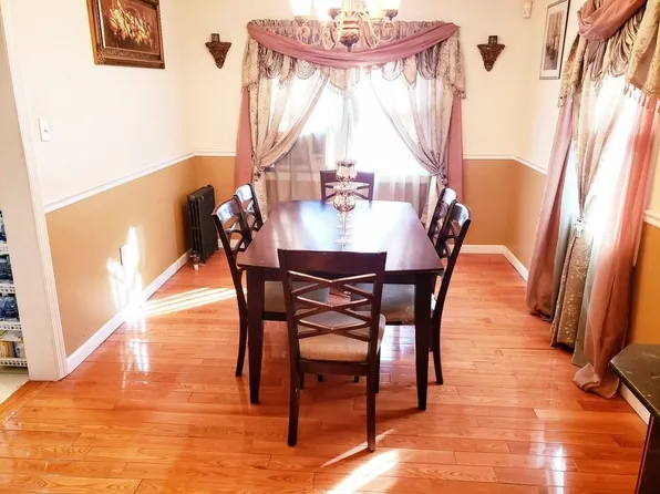 19116 114th Dr, Jamaica, NY 11412