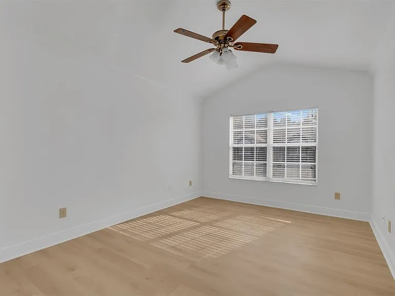 5152 Hawkstone Dr — Photo 7