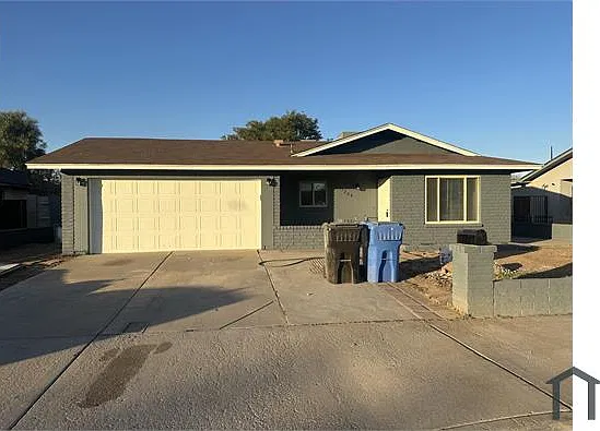 7208 W Sells Dr
