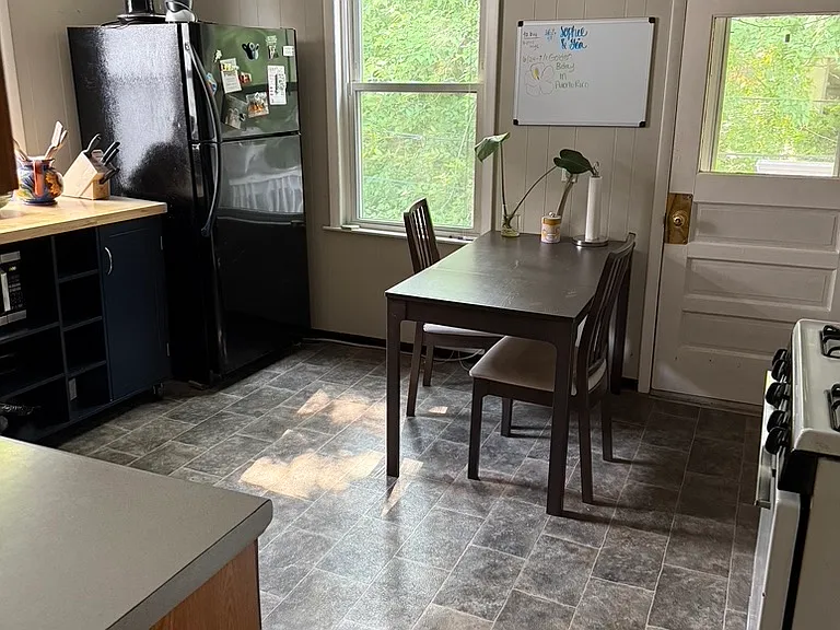 398 Centre St #3 — Photo 8