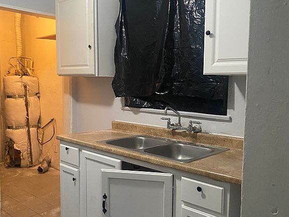 5th image of 1066 Acacia Ave