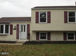 61 Neptune Dr, Joppa, MD 21085