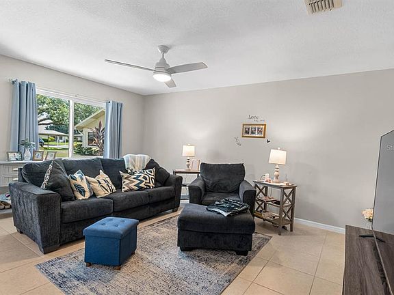 4th image of 1906 Canterbury Ln Unit 26