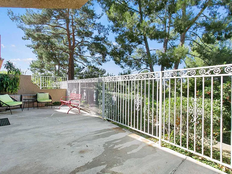 2910 Malaga Cir #A — Photo 22