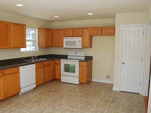 Extra Spacious Kitchen