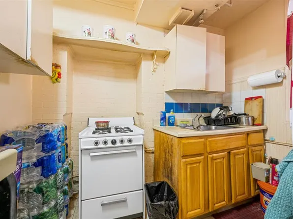 48 Vansiclen Avenue image 21 of 27