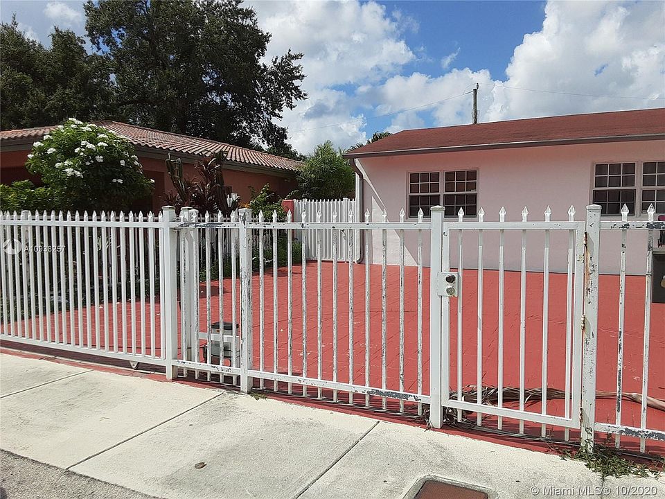 1st image of 1050 NW 30th Ave #2