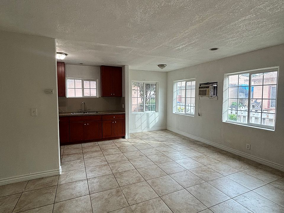 1st image of 645 S Locust St #645