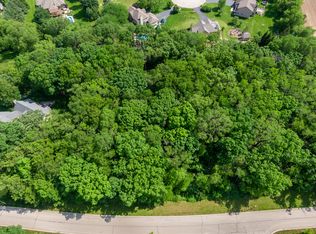 1715 Cedar Ln #18, Spring Grove, IL 60081
