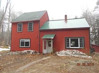 8 Maxfield Rd, Naples, ME 04055