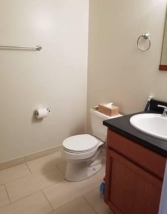 Master Bathroom Pic 1