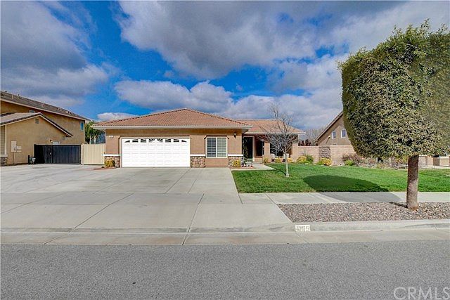 1st image of 1255 Riverstone Ct