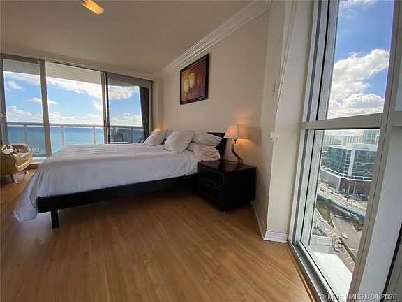 3rd image of 16711 Collins Ave APT 2301