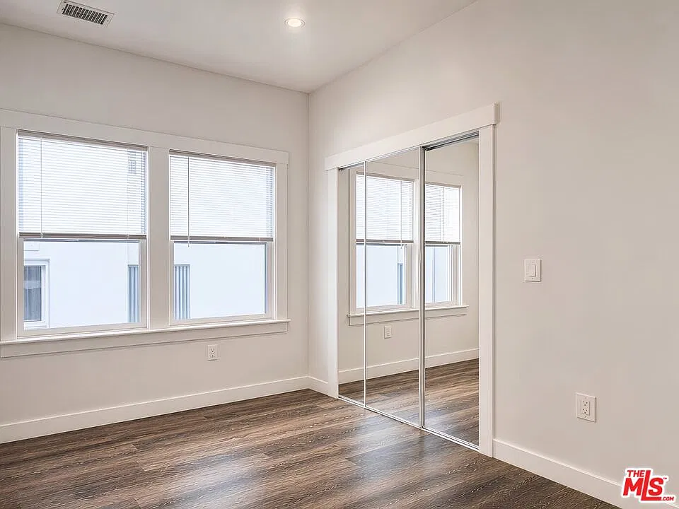 3 bed, 2.0 bath, 1380 sqft, $3,550 — Photo 4